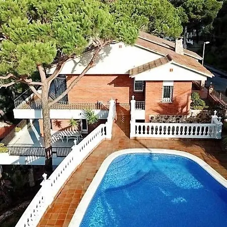 Fluvia Fuer 17 Personen In Holiday home Lloret de Mar